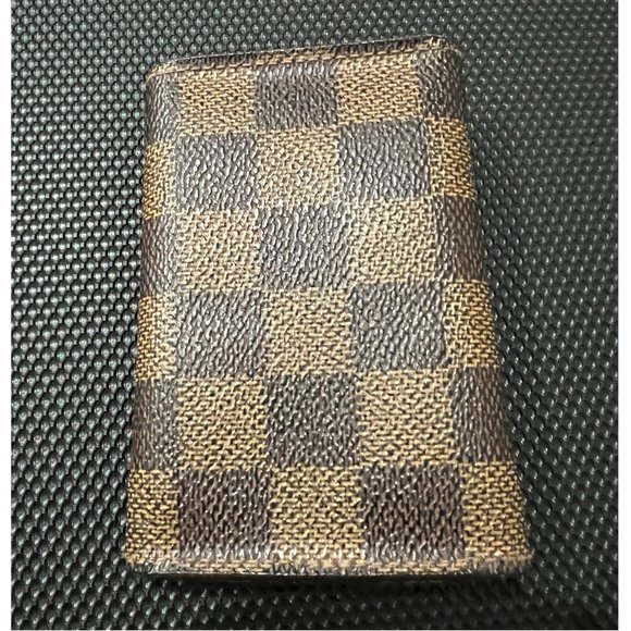 Louis Vuitton Damier Ebene 6 Key Holder - Picture 16 of 16
